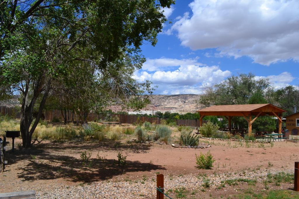 Escalante Outfitters Hotel Luaran gambar
